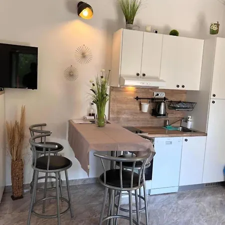 Valentinovo - One Bedroom With Sea View B Apartmán Klenovica